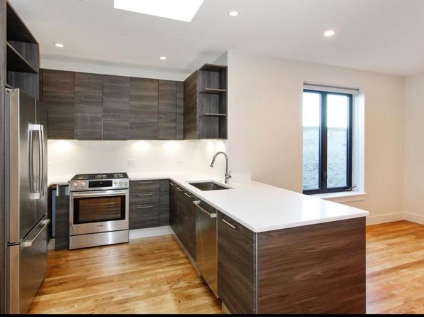 8 W Burlington Ave Unit 303