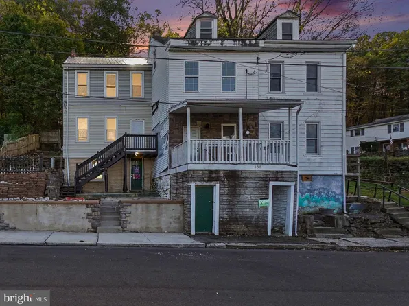 436 W Savory St, Pottsville, PA 17901