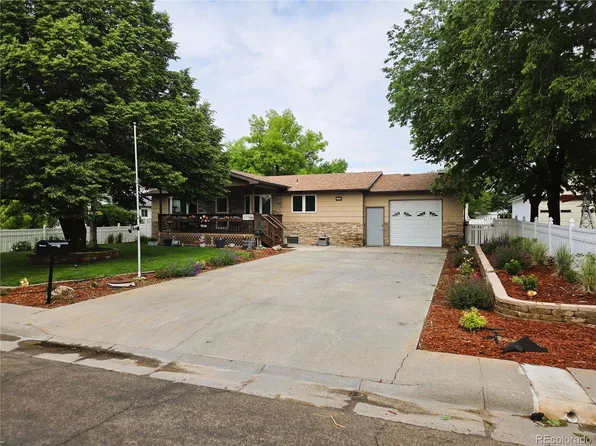 720 W 4th Street, Julesburg, CO 80737