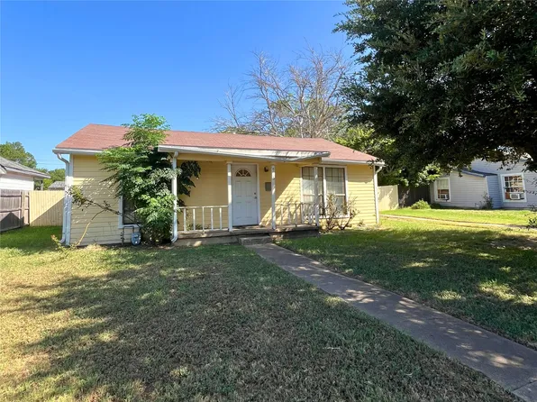 916 Poindexter Ave, Cleburne, TX 76033
