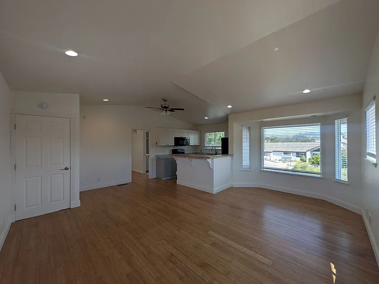 197 Colina St — Photo 3