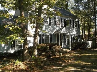 11 Ridgewood Ave, Selden, NY 11784