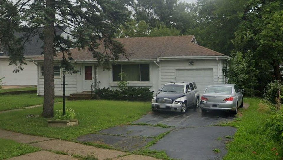 1st image of 3209 Charles St