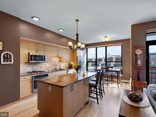 740 Portland Ave #702, Minneapolis, MN 55415