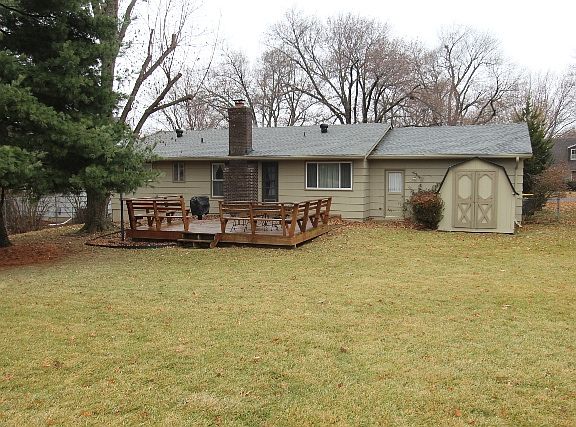 4th image of 9435 Moody Park Dr