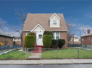 13544 224th St, Springfield Gardens, NY 11413