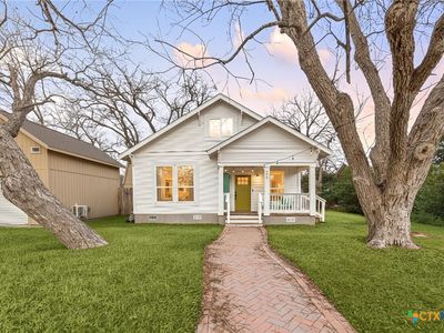 218 S Rio Grande St, Lockhart, TX, 78644