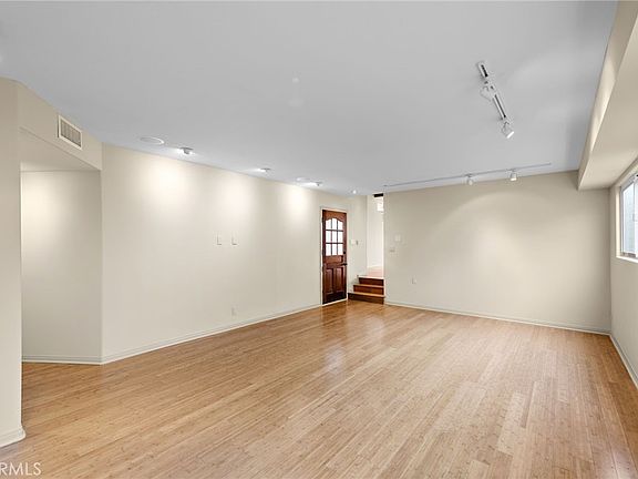 5th image of 1623 W Balboa Blvd #B