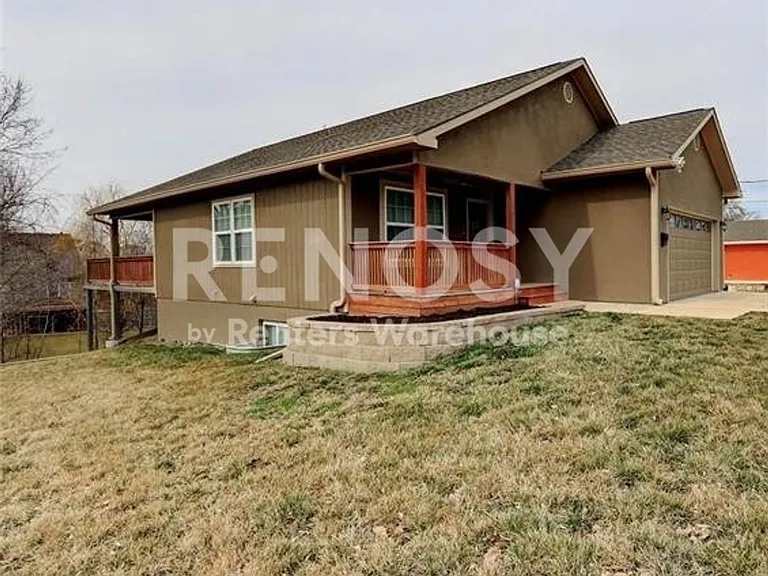 3836 Lloyd St — Photo 29