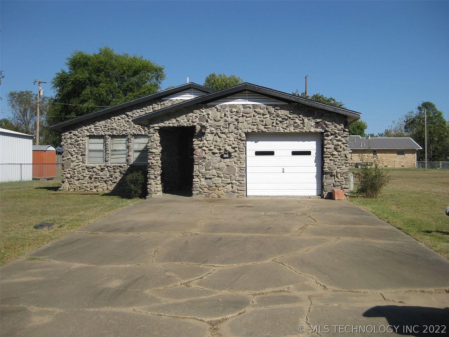 203 NW 5th St, Porum, OK 74455 Zillow
