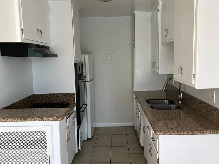 3741 Vinton Ave #5 — Photo 13