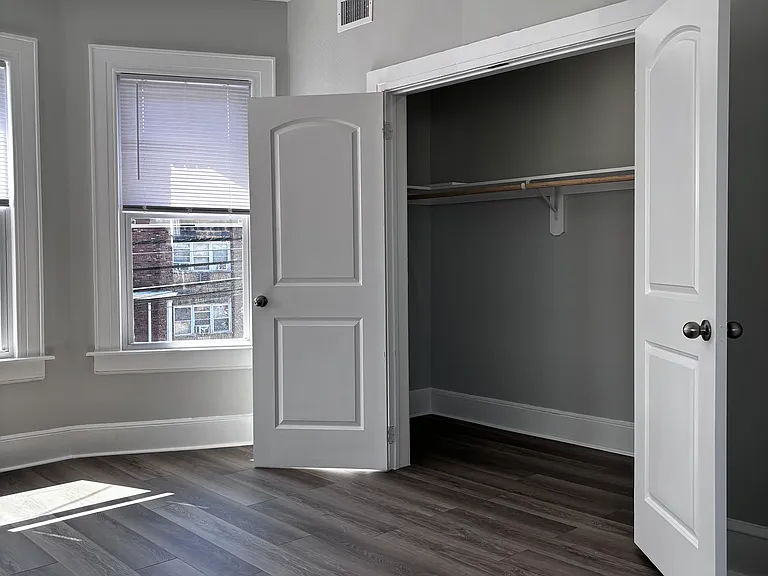 731 Elm St #2R — Photo 7