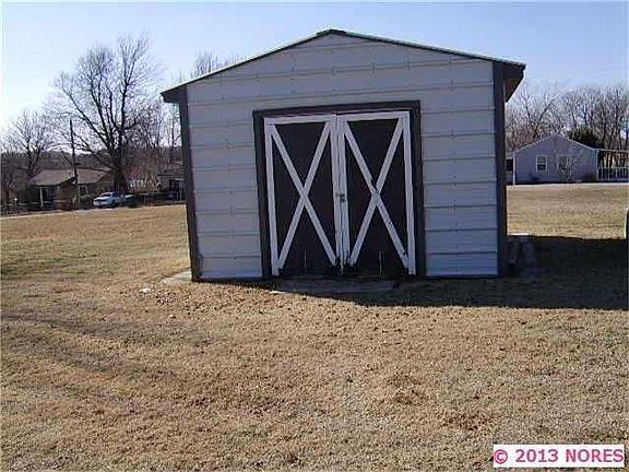 4th image of 19580 E 51st St S