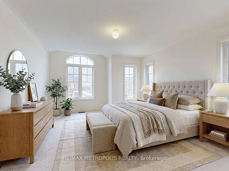 647 Fleetwood Dr — Photo 31