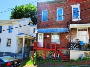 323 W Race St, Pottsville, PA 17901