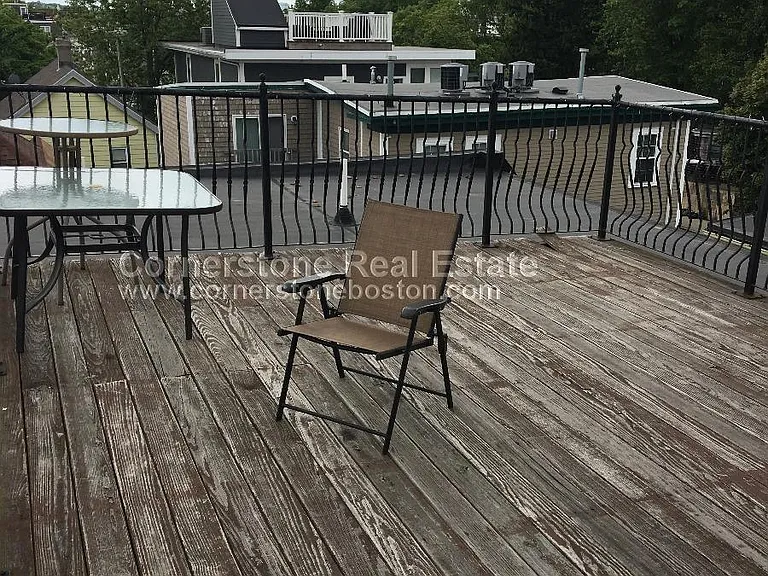 44-46 Ward St #3F — Photo 8