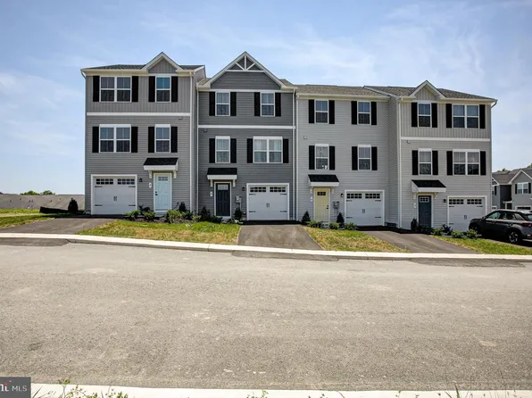 4 Margaret Way, Carlisle, PA 17013