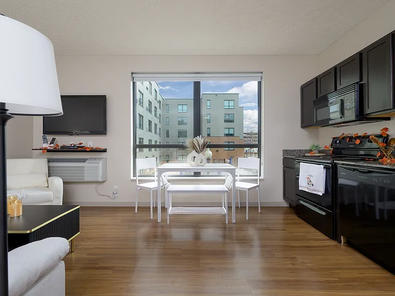 The 401 Lofts — Photo 23