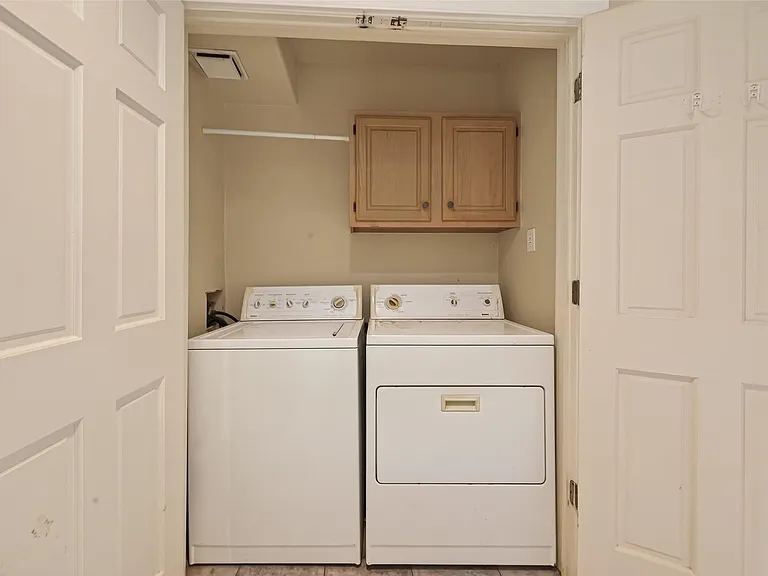 1807 Crocker St #A — Photo 16