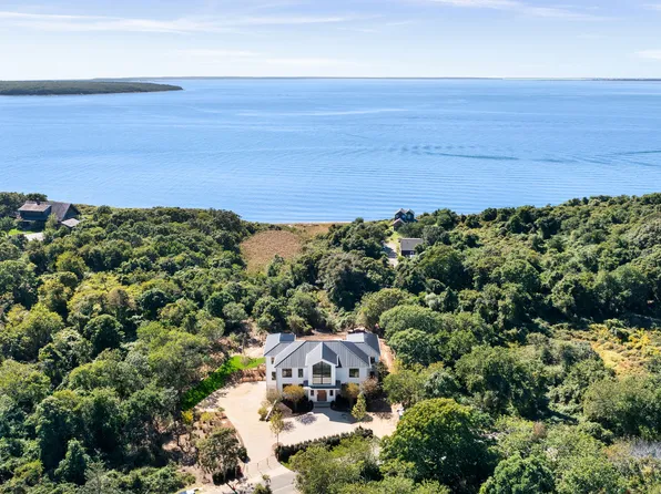 4 Captain Balfour Way, Montauk, NY 11954