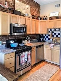 177 W 5th St #3 — Photo 4