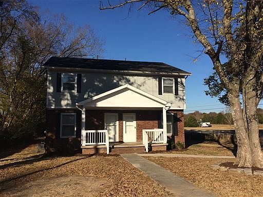 3rd image of 3717 Woodbury Pike
