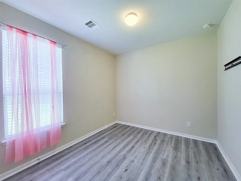 14202 Persimmon Woods Dr — Photo 31