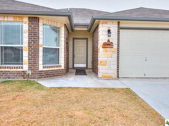 3rd image of 2407 Washington Dr