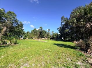 1468 Navaho Ave, Labelle, FL 33935