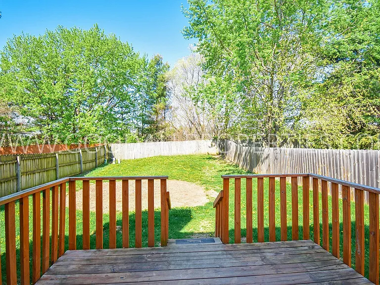 716 Knolls Ct — Photo 20