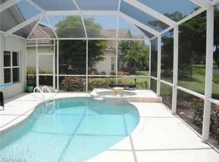 2476 Blackburn Cir, Cape Coral, FL 33991