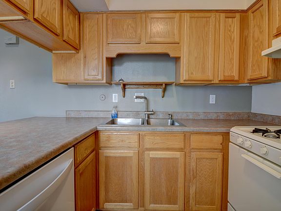 5th image of 5301 Madeira Pl NE APT D