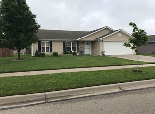 209 Northfield Rd, Manhattan, KS 66502