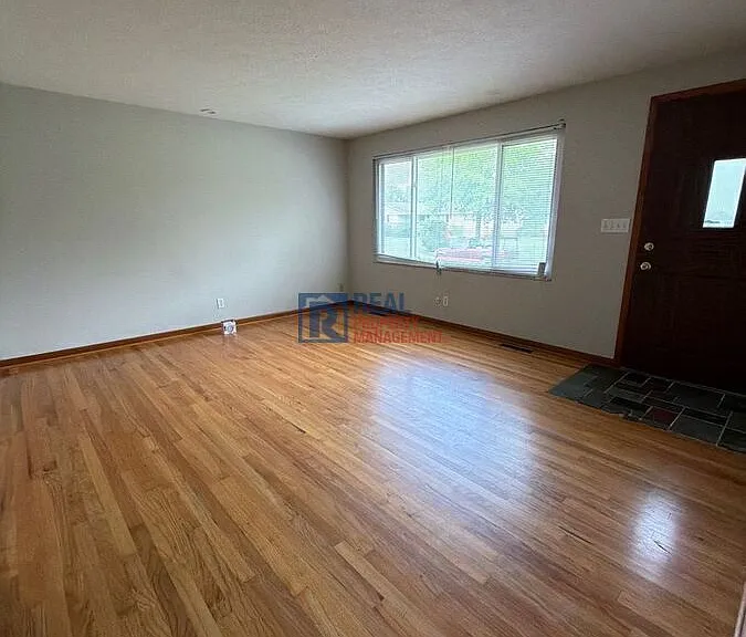 1839 Jason Dr — Photo 3