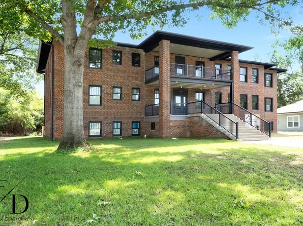 512 Spruce, 512 Spruce St #9, Wamego, KS 66547