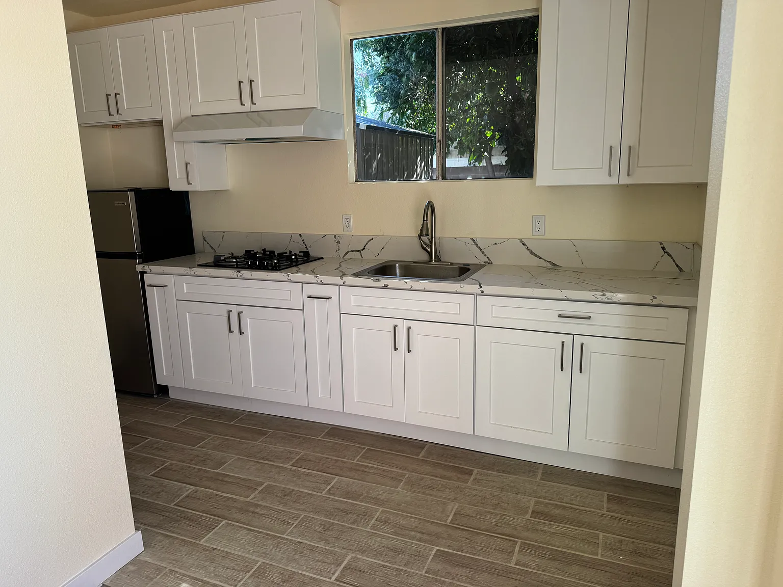1 bed, $1,600 — Photo 2