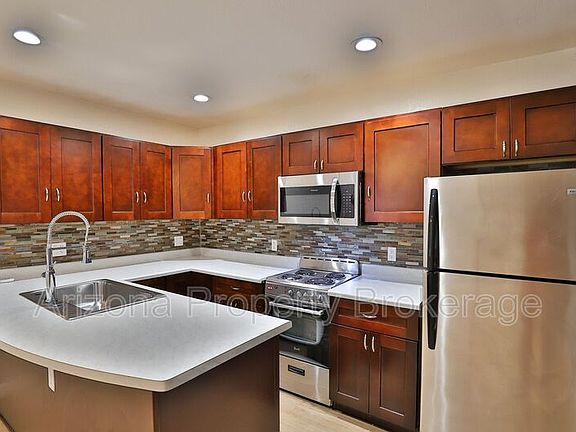 3rd image of 9603 N 5th St APT C