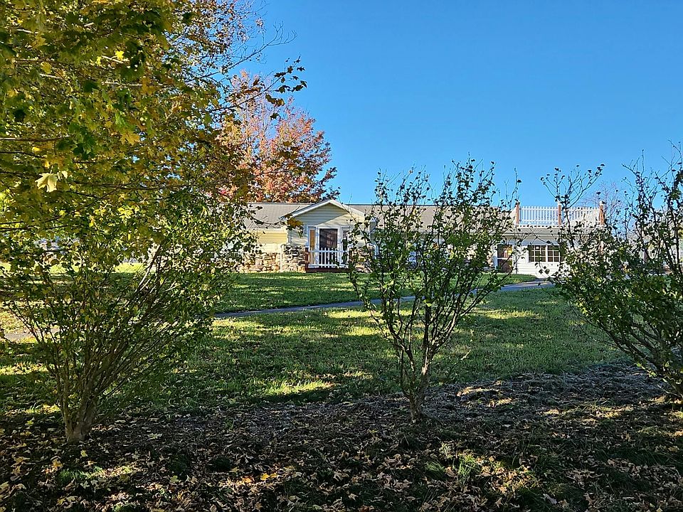 1st image of 567 Myrtle Rd