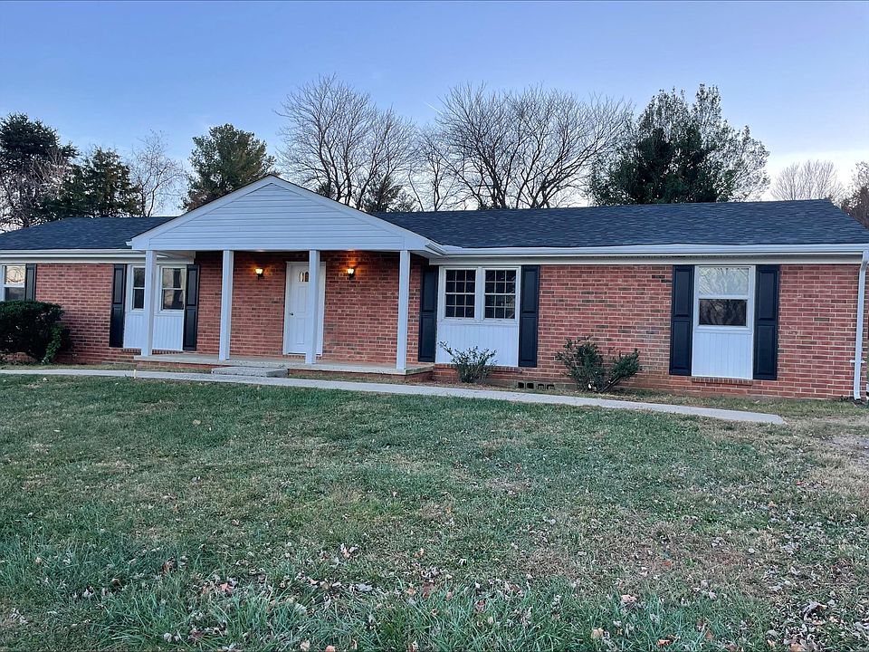 1st image of 351 Maple Hills Dr