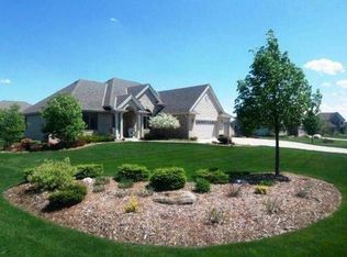 165 Wellington Dr, Union Grove, WI 53182