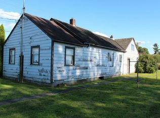 9820 Green Rd, Burlington, WA 98233