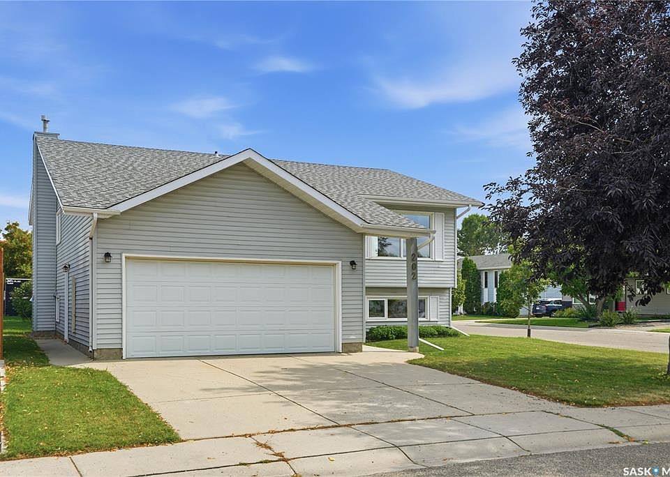 1st image of 202 Stacey COURT