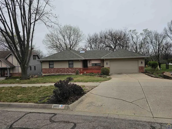 3556 SW Summerwood Rd, Topeka, KS 66614