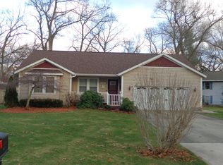 1226 Spencer Woods Dr, Muskegon, MI 49445