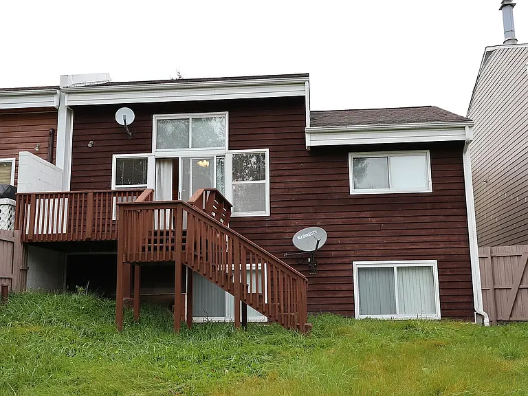 101 Penny Ln #1 — Photo 2