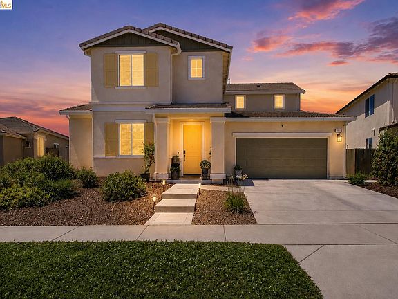 2nd image of 782 Silver Creek Cir