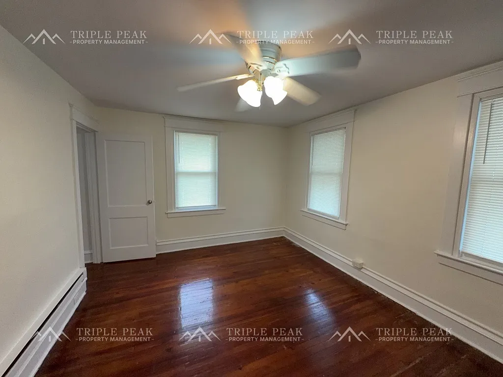221 Lafayette Ave — Photo 3