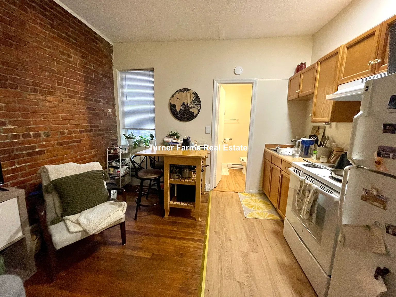 1 bed, 9999 sqft, $2,300 — Photo 3