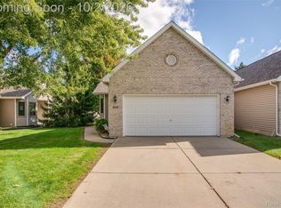 9098 Emily Dr, Davison, MI 48423