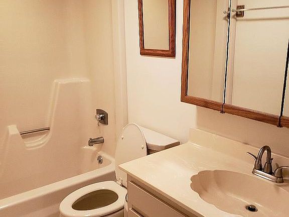 4th image of 777 Turtle Cove Ln